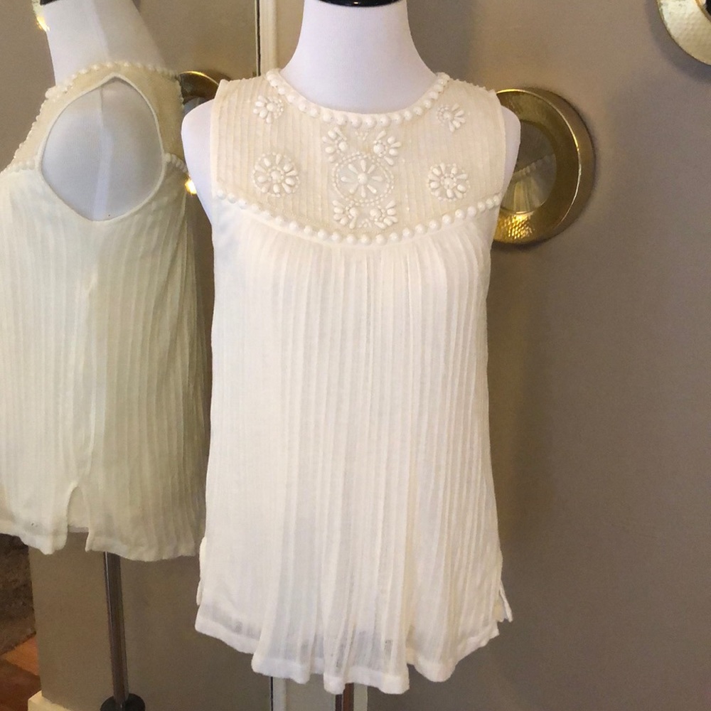 Ivory sleeveless beaded blouse sz XS